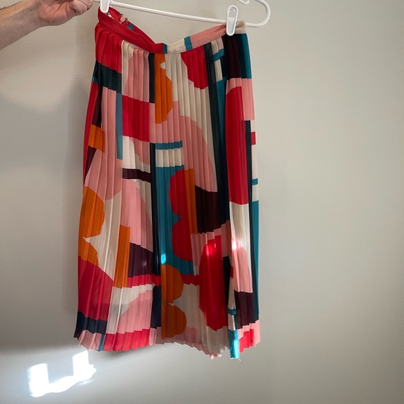 Colorful Abstract Print Women's Skirt - Picture 3 of 5